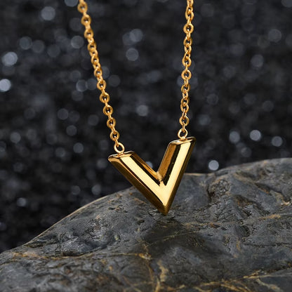 Diamon 2020 New Stainless Steel Simple V Necklace for Women Letter Pendant Necklace Ketting Friendship Gifts Female Jewelry